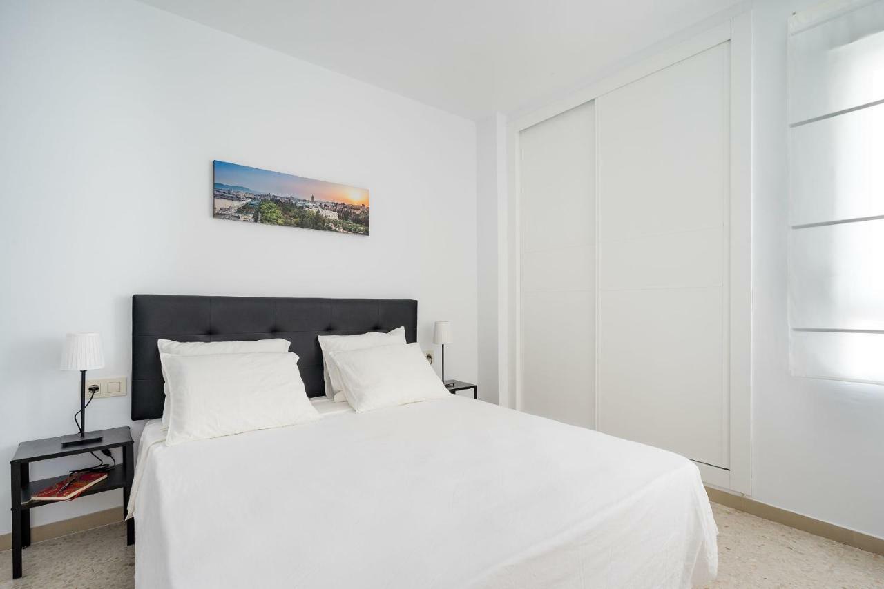 Arcos Beach Infostays - Free Parking Málaga Exteriör bild