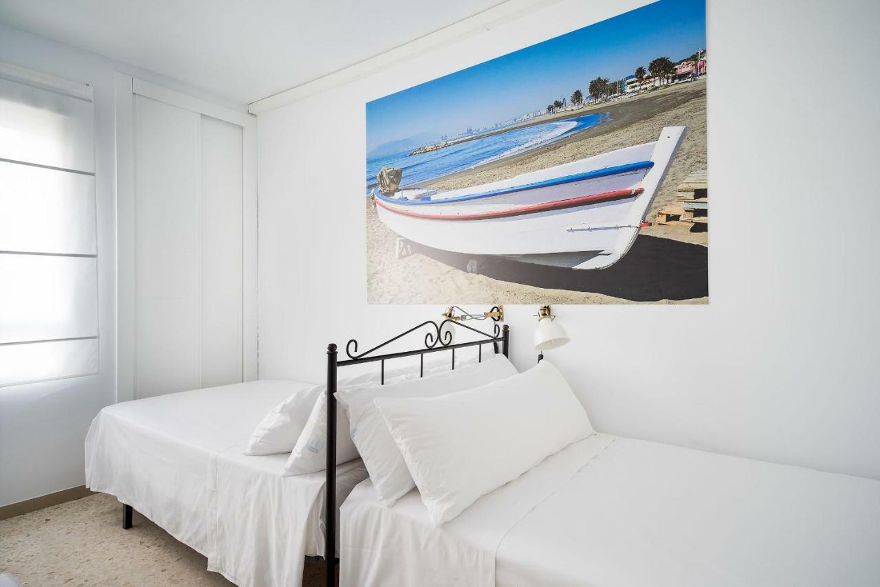 Arcos Beach Infostays - Free Parking Málaga Exteriör bild